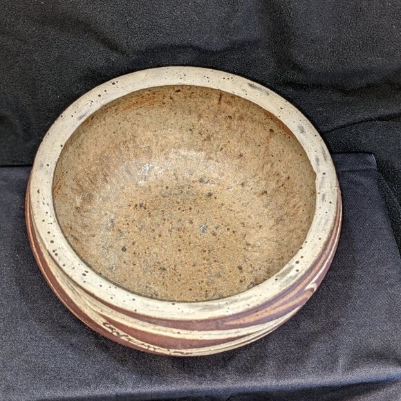 Hand Thrown Pottery Ceramic Stoneware Bowl by G. Wilson - Picture 7 of 11